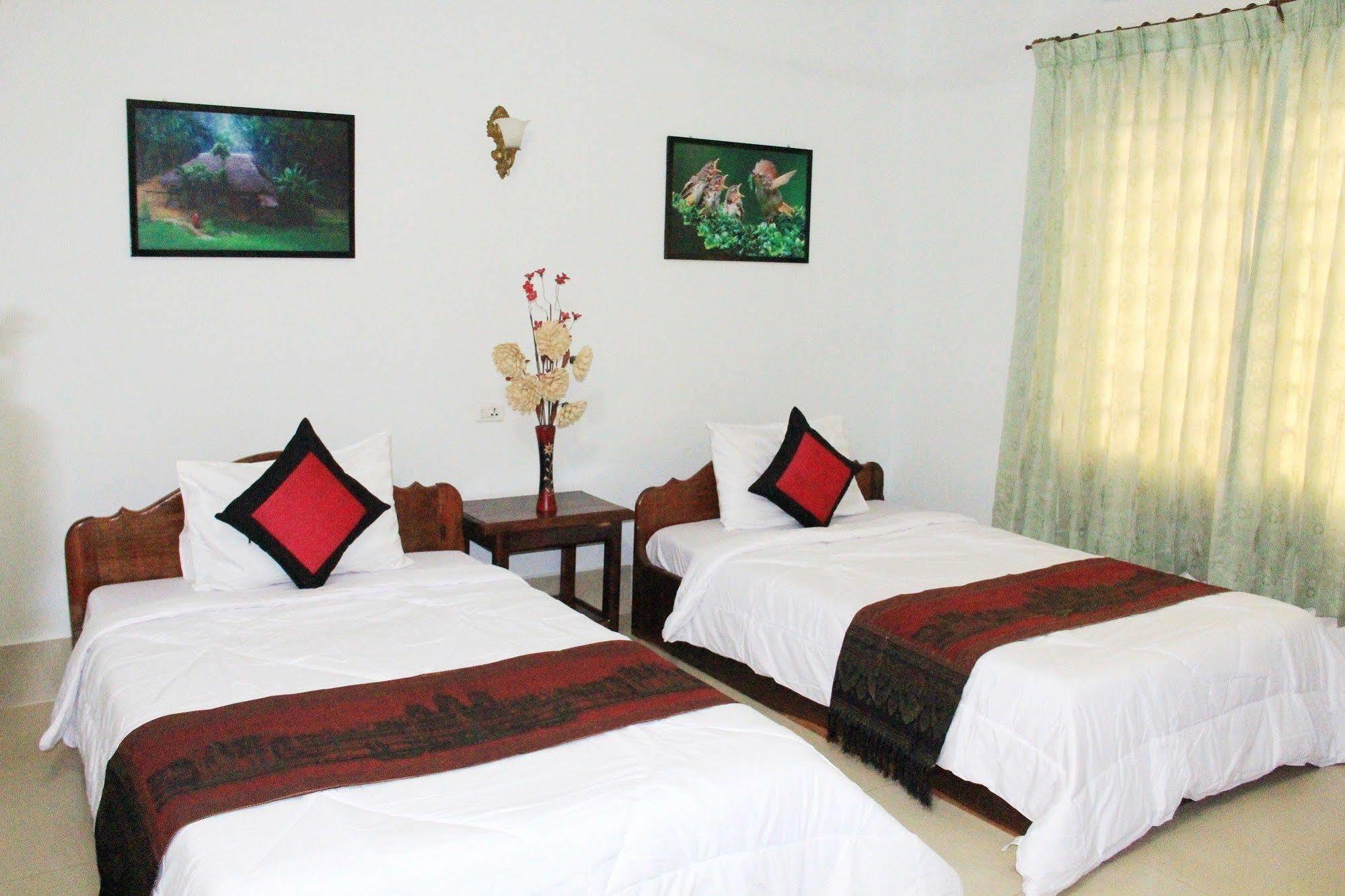 Tropical Breeze Hotel Siem Reap Buitenkant foto
